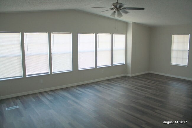 Building Photo - Beautifully updated Mobile home in Wesley ...