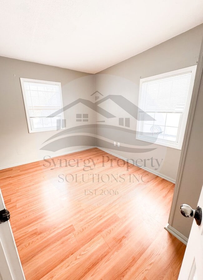 Building Photo - Madison Schools