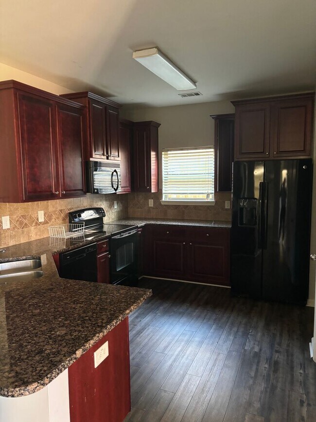 Building Photo - Available Now in Grovetown!