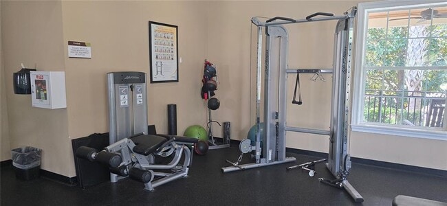 Building Photo - 7564 Bishop Square Dr