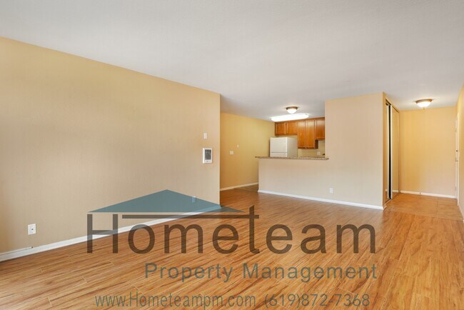 Building Photo - 2 BR/ 2 BA 892 SQFT SAN DIEGO CONDO