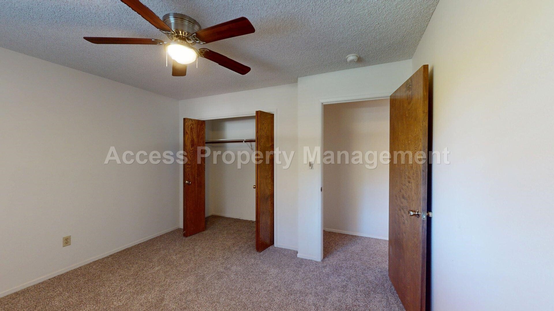 Building Photo - 3355 San Fernando Ct