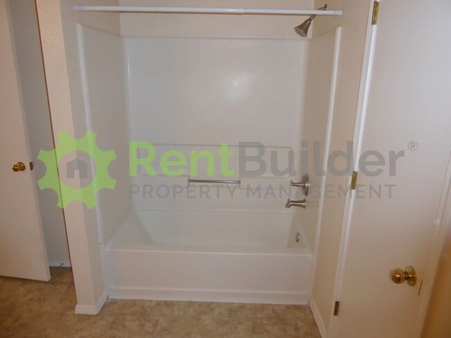 Building Photo - CALL US TODAY AT (505) 808-6467 TO SCHEDULE A CONVENIENT SHOWING