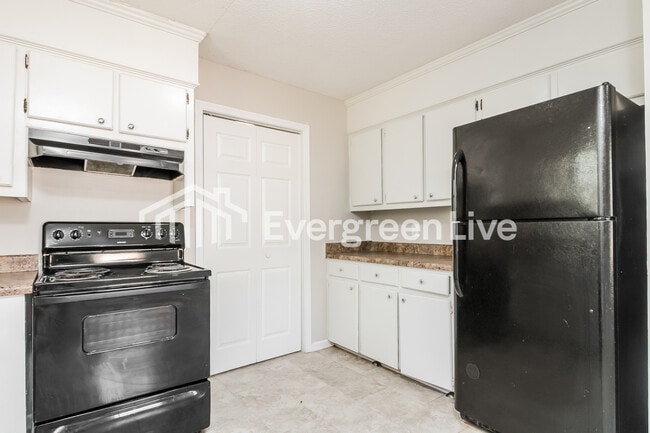 Building Photo - coming soon