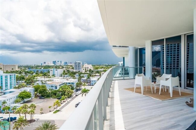 Building Photo - 701 N Fort Lauderdale Beach Blvd