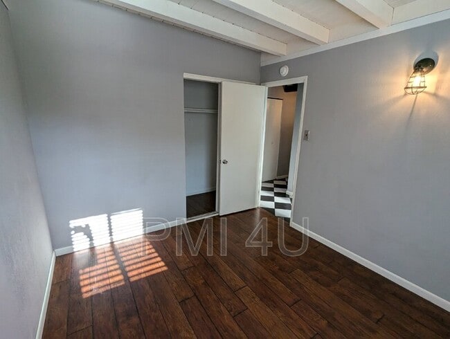 Building Photo - 2900 Parsifal St NE