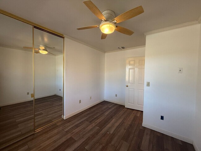 Building Photo - Acton 4 bedroom on Dirt Road