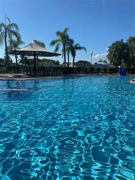 Building Photo - 540 SE 21st Ln