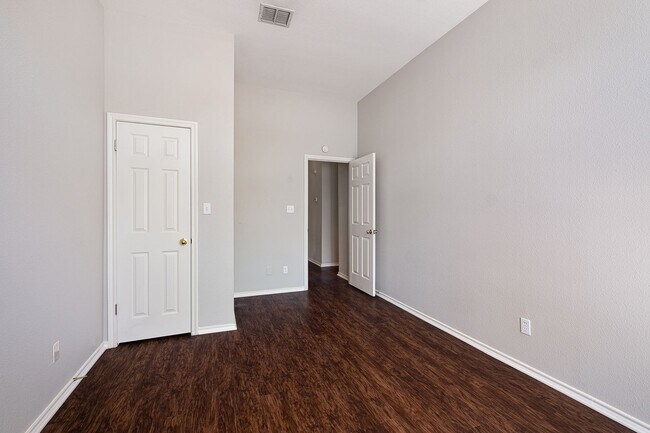 Building Photo - Dream Home Alert in Pflugerville