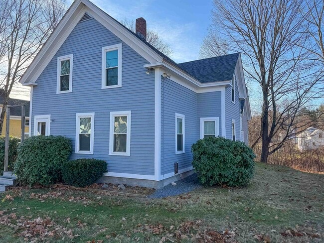 Building Photo - 334 Elm St