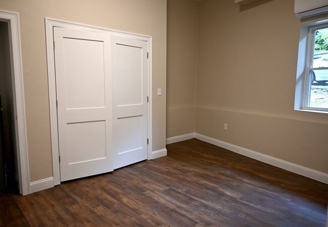 Building Photo - 149 Washington St