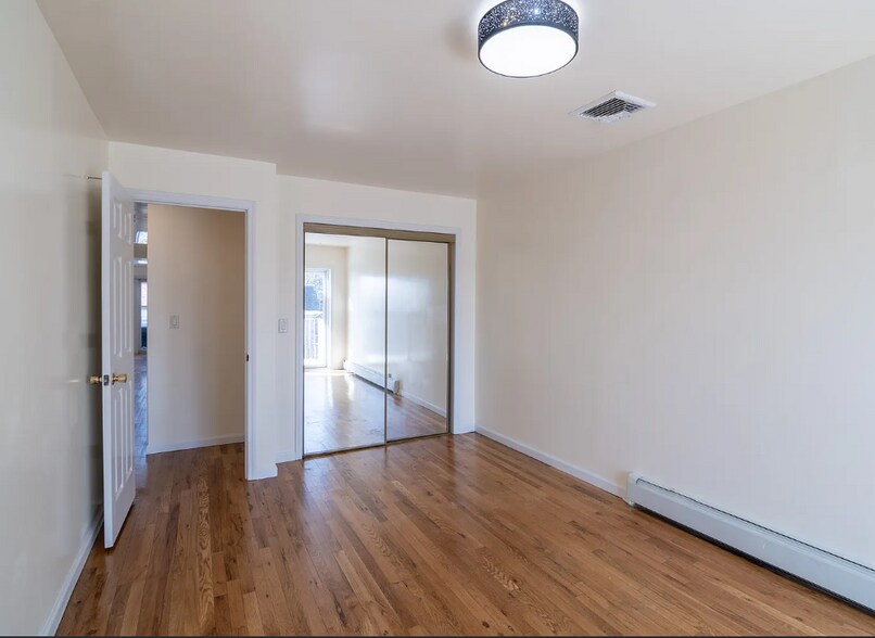 Building Photo - 25016 41st Rd