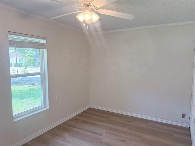 Building Photo - 2104 Sunrise Trail
