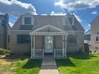 Building Photo - 2266 Parklyn St