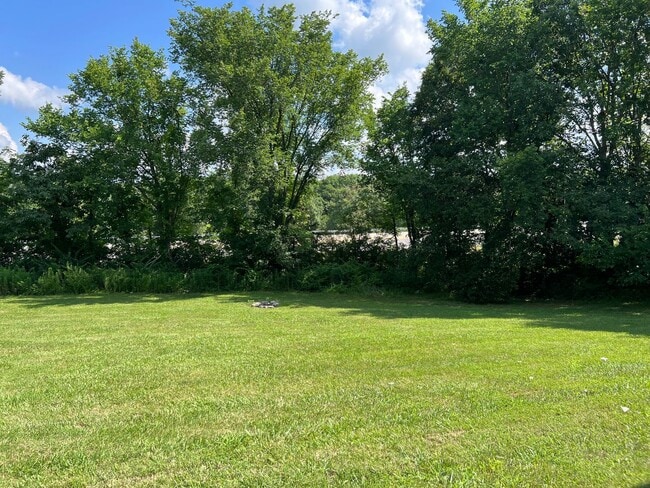 Building Photo - 4 bedroom rental home
