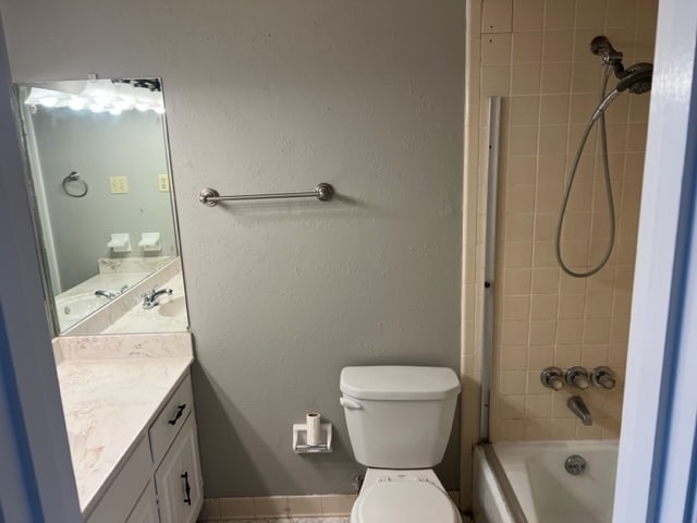 Building Photo - 8271 Farmington Dr E