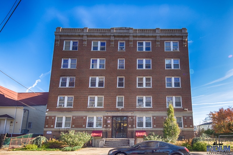 Building Photo - 471 Madison Ave