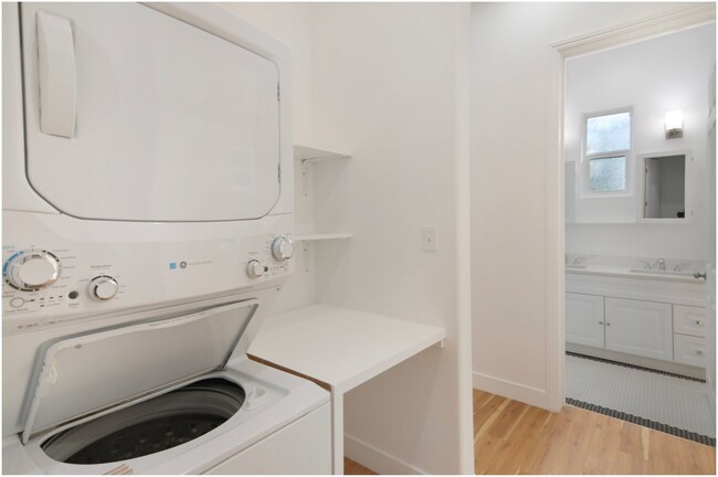 Building Photo - Charming 1 bedroom ADU in Santa Ana!