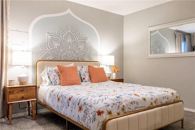 Building Photo - 1960 Wilkins Pl