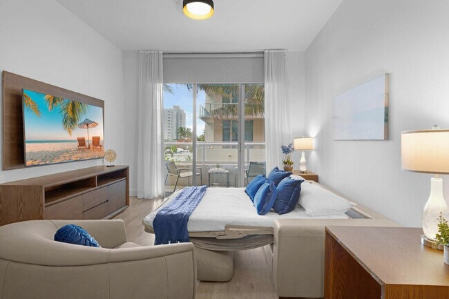 Building Photo - 777 N Ocean Dr