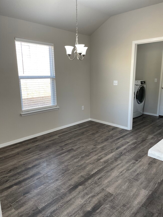 Building Photo - 6900 SW Whitmarsh Rd