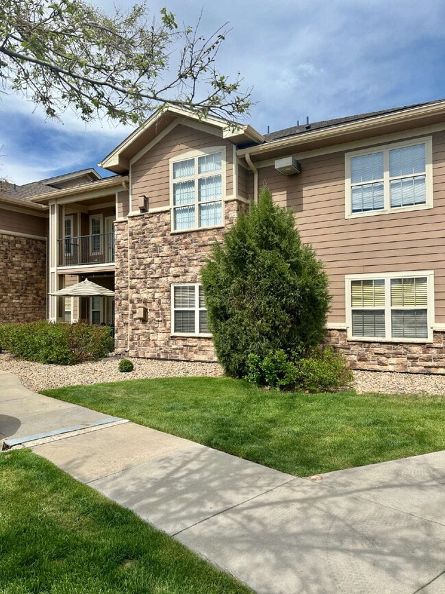 Building Photo - $500 OFF YOUR FIRST MONTHS RENT! Don't Miss This 3BR/ 2BA Condo with 1 car garage @ Creek Side In...