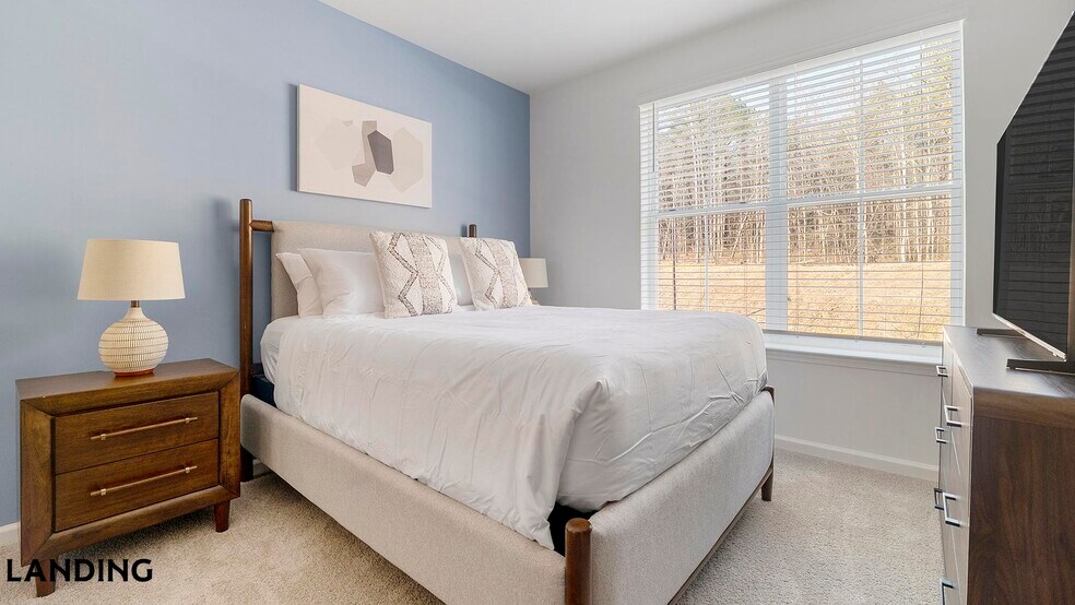 Building Photo - 2800 Milan Ct