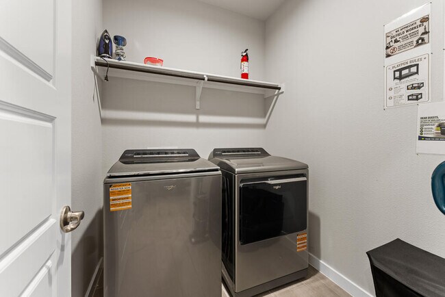 Building Photo - 2129 Trailhead Dr