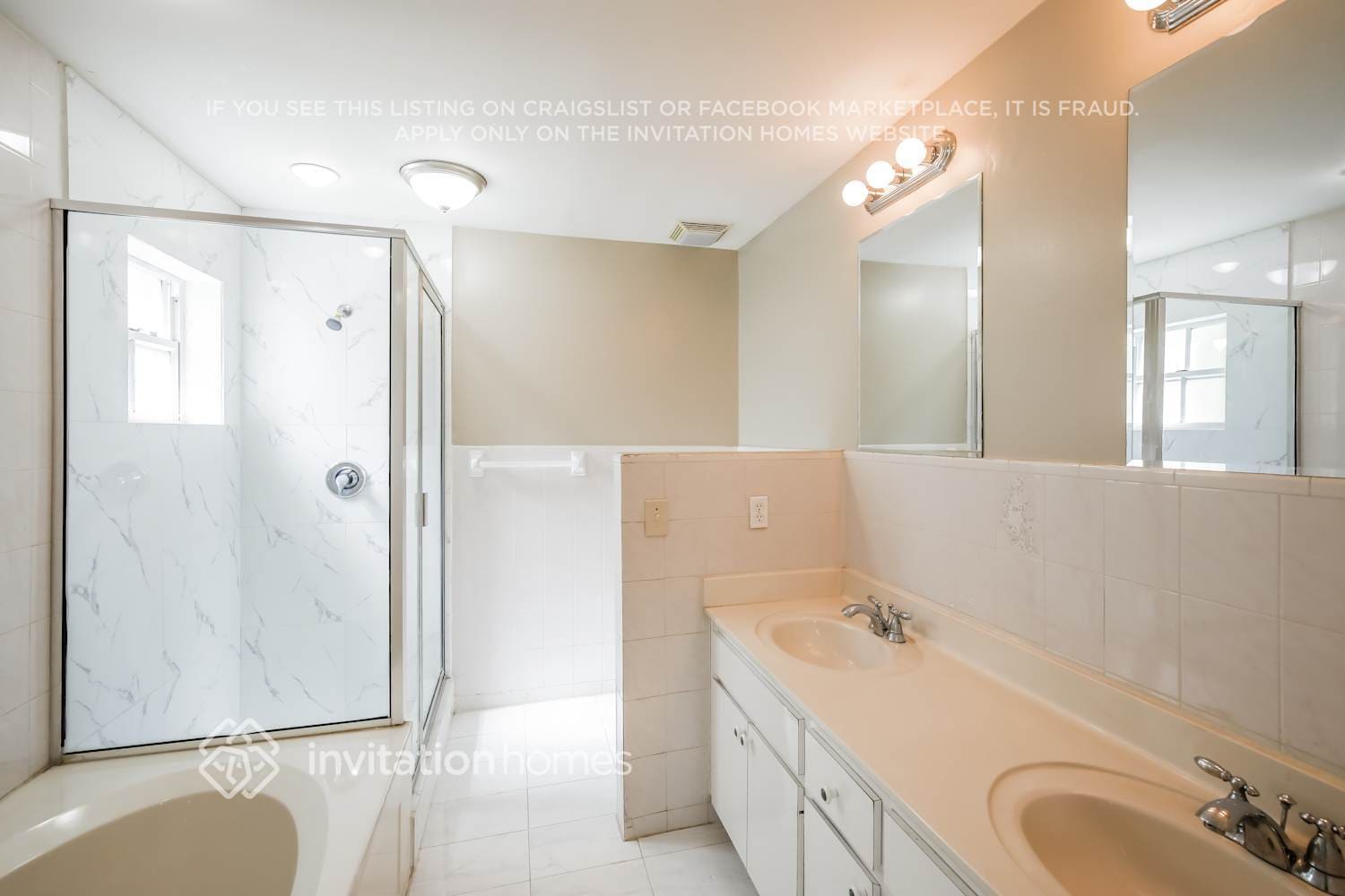 Building Photo - 621 SW 176th Ave