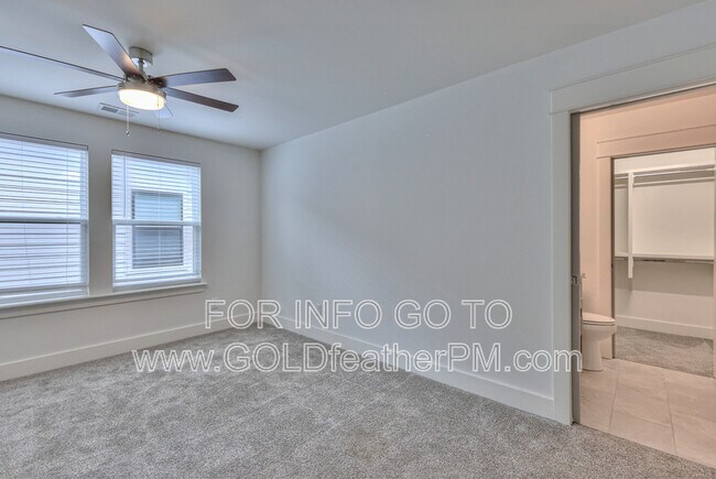 Building Photo - 253 Riverside Dr