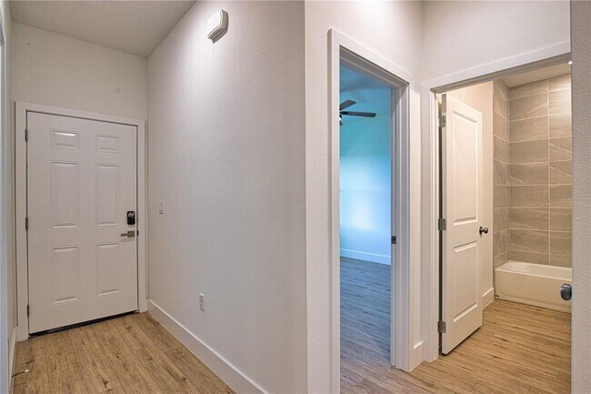 Building Photo - 289 Boundary Blvd