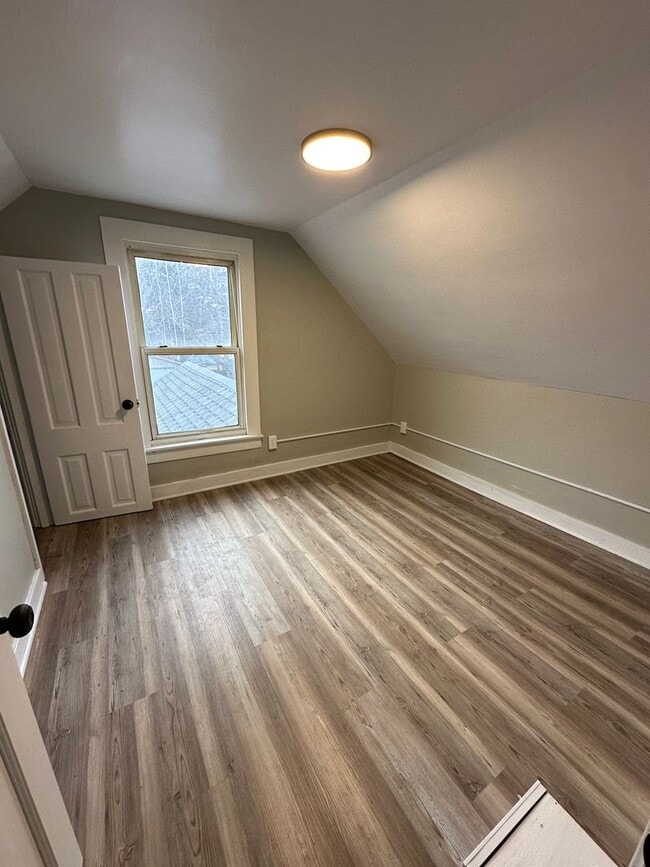 Building Photo - 1317 Stoughton Ave