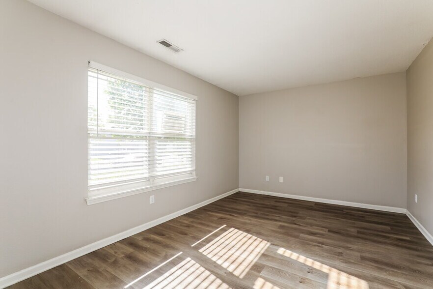 Building Photo - 19219 Prairie Crossing Dr