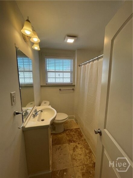 Building Photo - 508 E Liberty