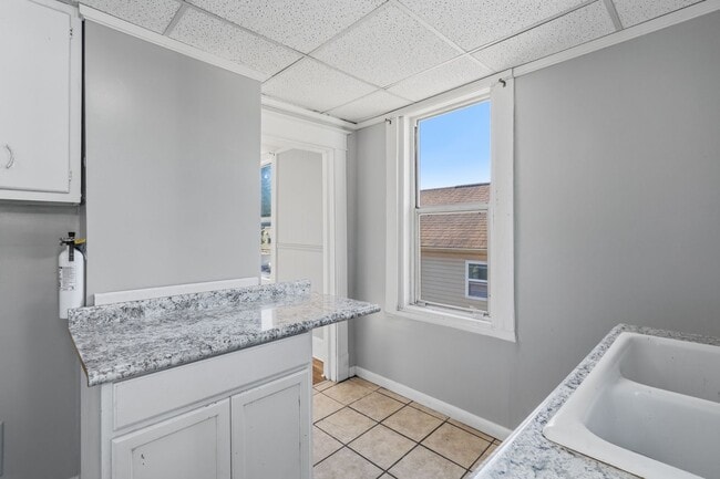 Building Photo - 921 15th St