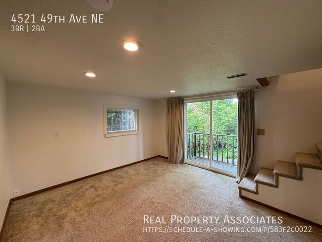 Building Photo - 4521 49th Ave NE