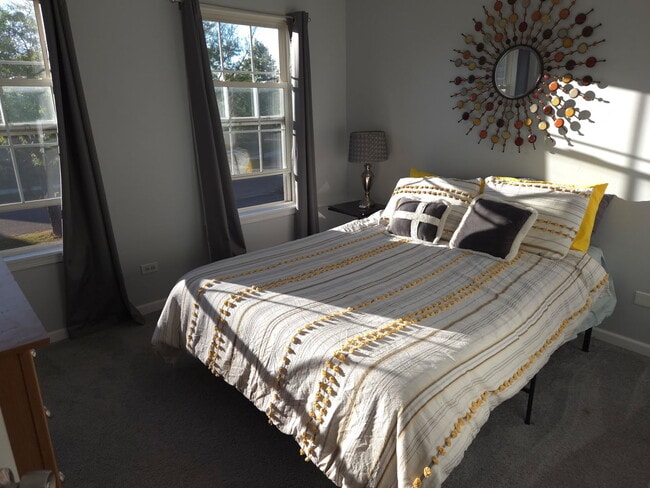 Building Photo - 2786 Yosemite Dr