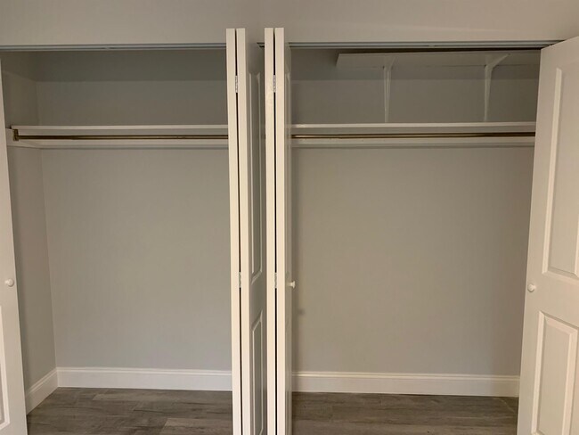 Building Photo - 3457 Evergreen Rd