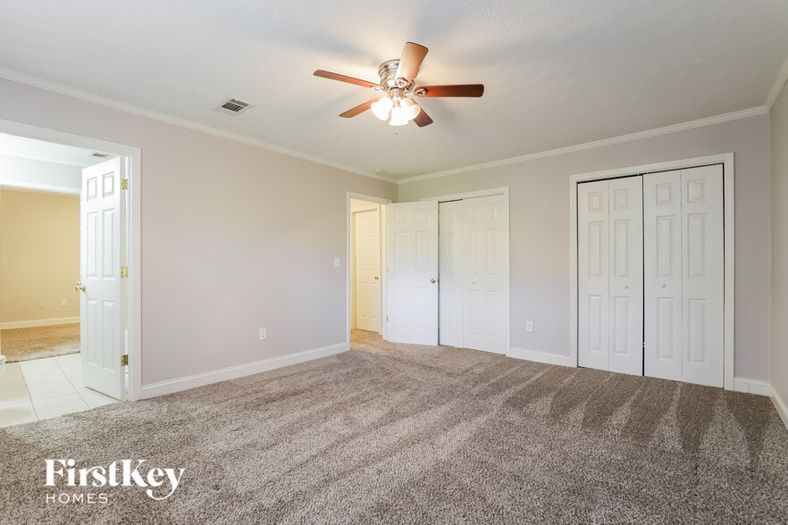 Building Photo - 2440 Thompson Mill Rd