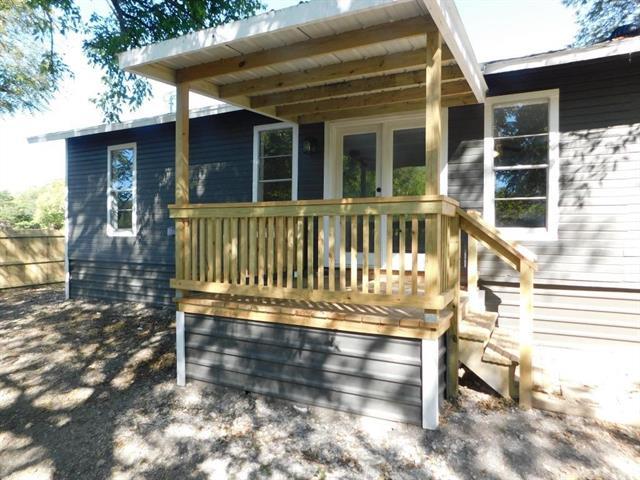 Building Photo - 203 W Church St