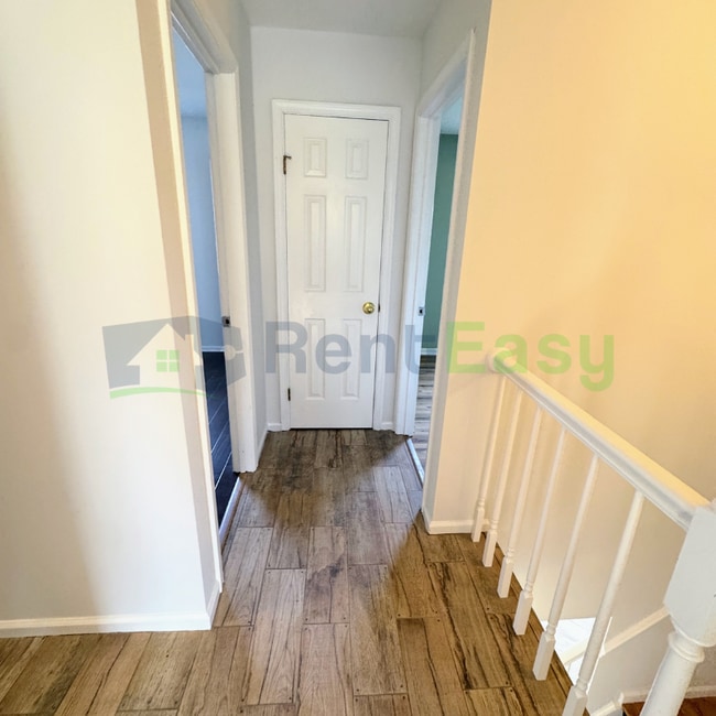 Building Photo - 1329 Millington Ct