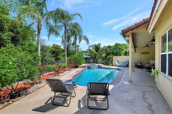 Building Photo - 21783 Philmont Ct