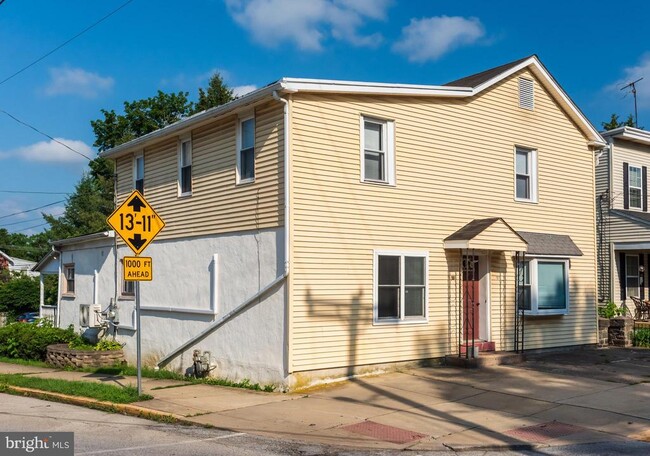 Building Photo - 101 Bradford Ave