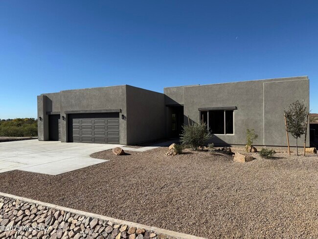 Primary Photo - 5981 East Calle Agua Verde