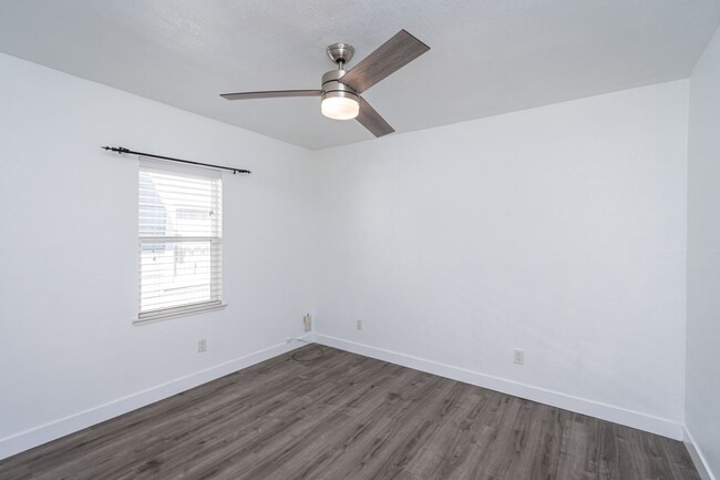 Building Photo - Move in Special $500 off your 2nd Month!  ...