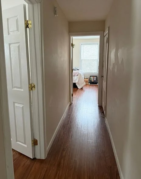 Building Photo - 407 S Aurora St