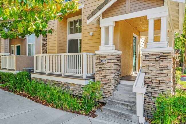 Primary Photo - 4902 Hibernia Dr