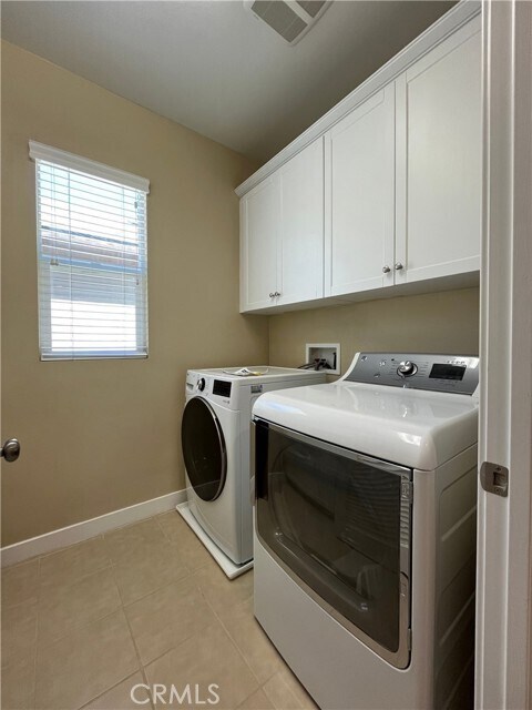 Building Photo - 11395 Beechnut St