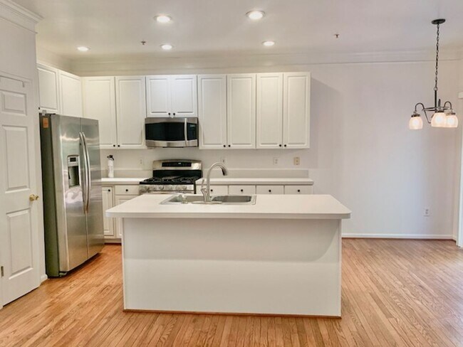 Building Photo - 18122 Truffle Ln