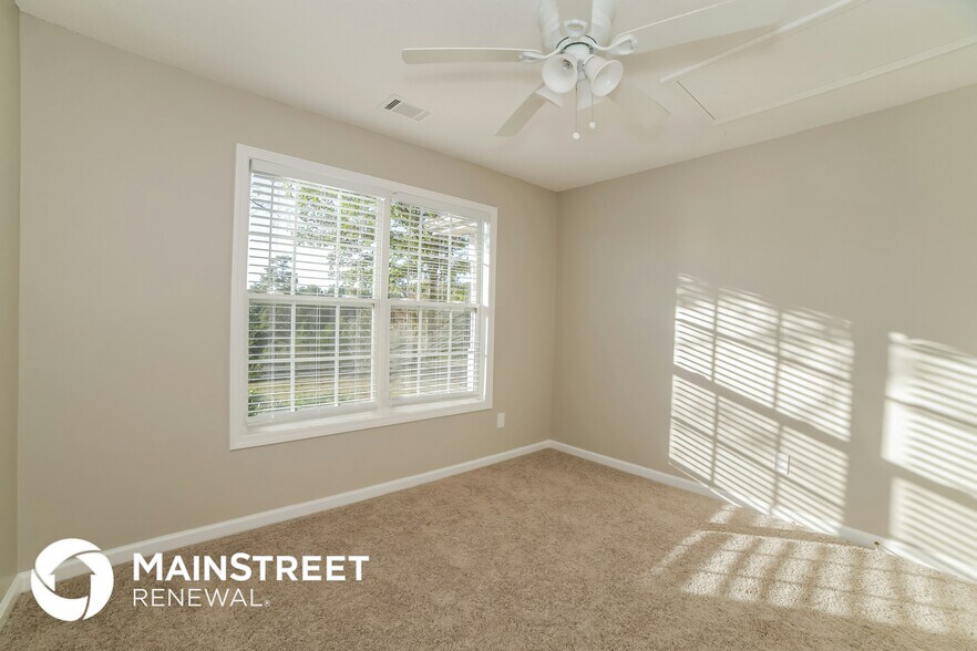 Building Photo - 87 Oconnor Dr